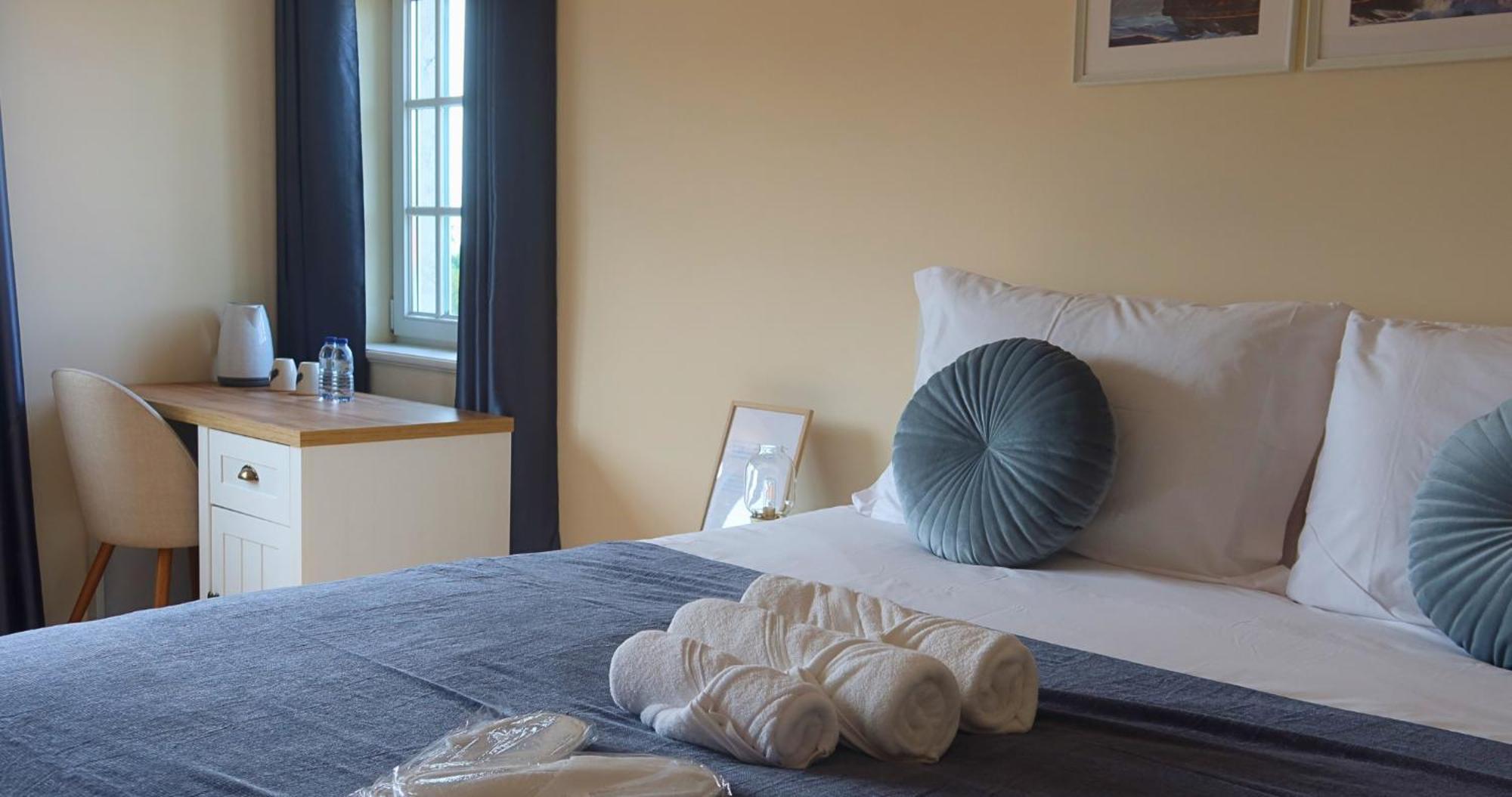 Art 4 You Carcavelos Suites Extérieur photo